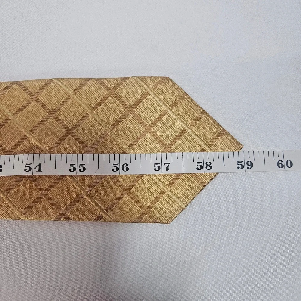 Preswick & Moore Mens Gold Plaid Silk Necktie Stain Repellent‎ Wrinkle Free